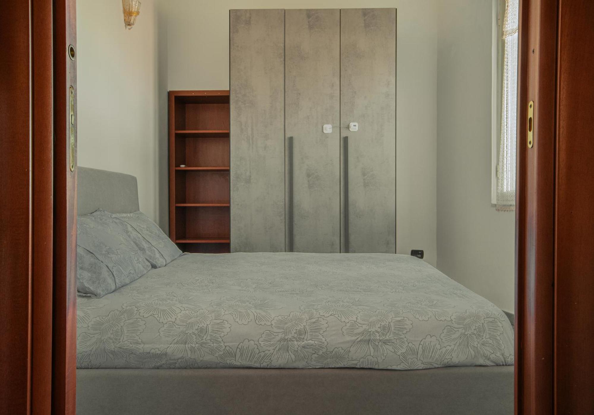 Panoramic - Demi House Apartment Наполи Екстериор снимка